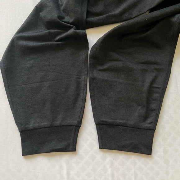 Vuori joggers 🤍 - Picture 6 of 6